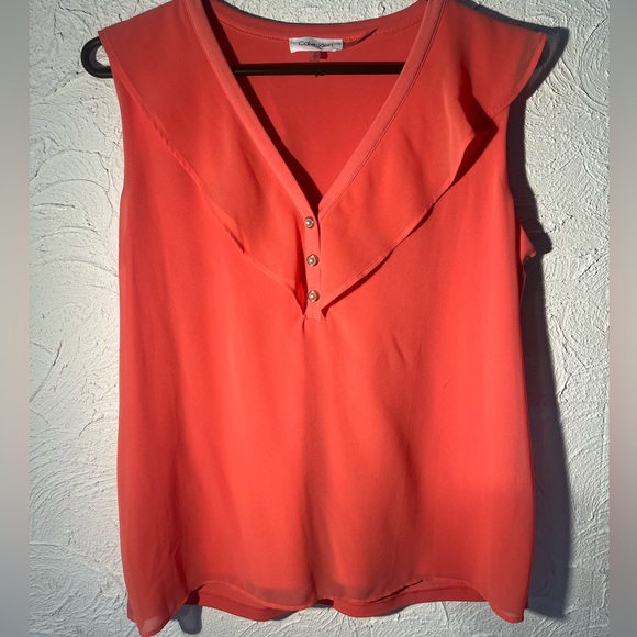 Ladies Calvin Klein Coral Sleeveless Blouse with Pearlized Buttona Size Small - Picture 1 of 5